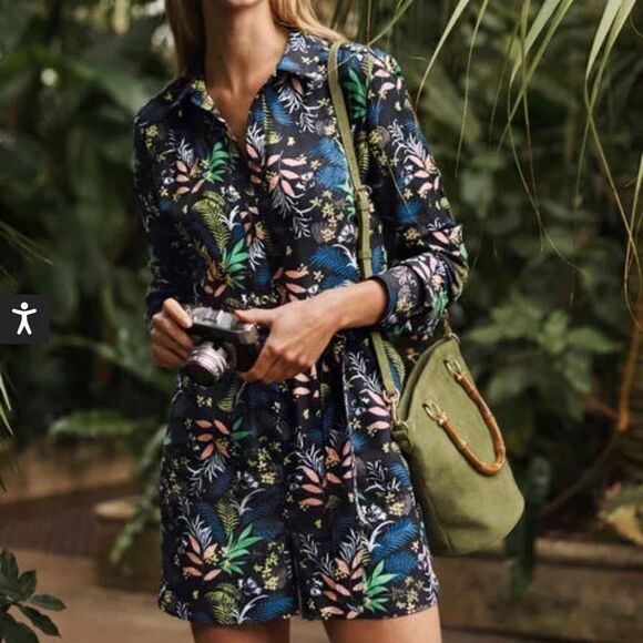 Boden Pants - Boden Cosima floral tropic palm Romper in Black Safari Fern‎ Size 2P Petite